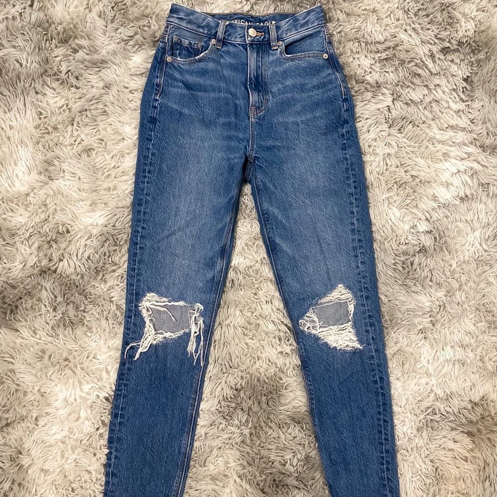 AMERICAN EAGLE Highest Rise Mom Jean SIZE 000R